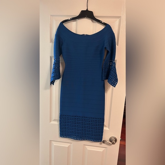 Herve leger laser cut sleeves and bottom - Picture 2 of 5